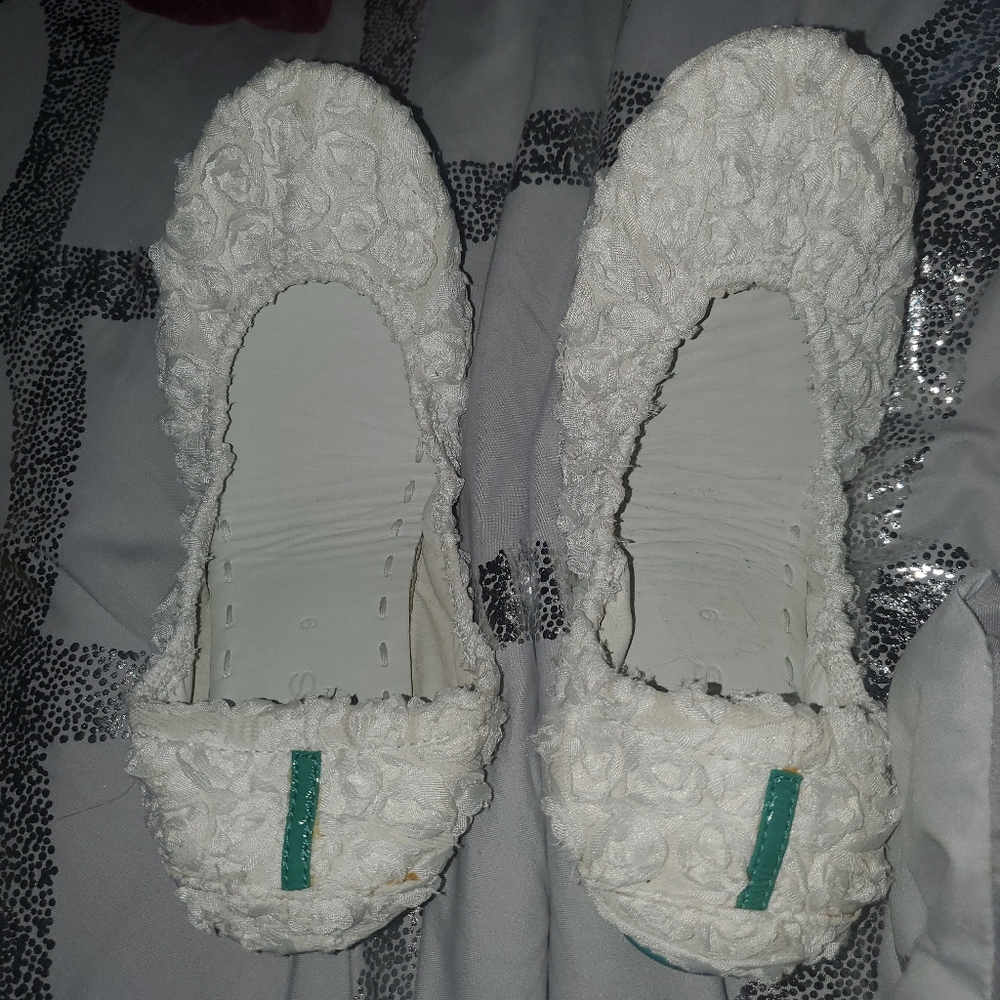 Tieks White Rose Garden Ballet Flat Shoes 9 - Picture 2 of 16